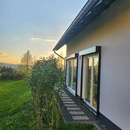 Modern Nature Idyll With Sauna And Panoramic View Feriehus